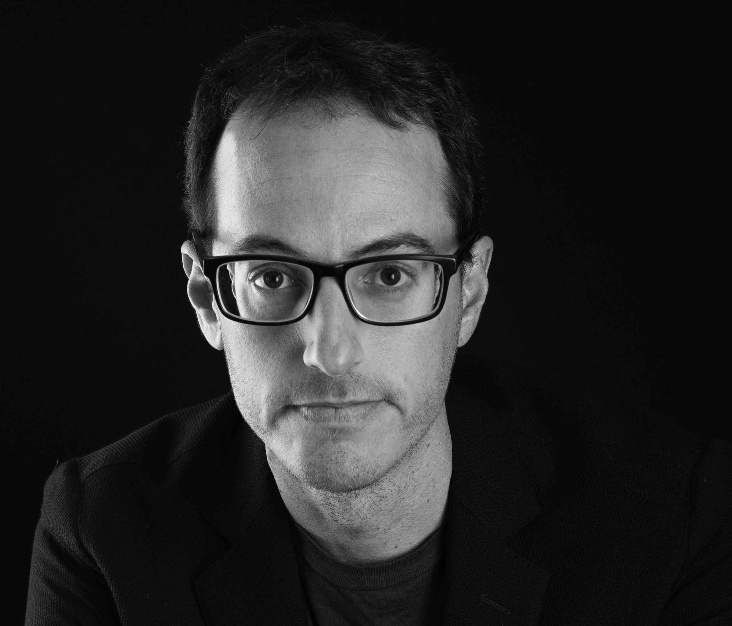 «Quiero hacer un cine que se parezca al que me gusta ver como espectador». Entrevista al director Javier Marco.